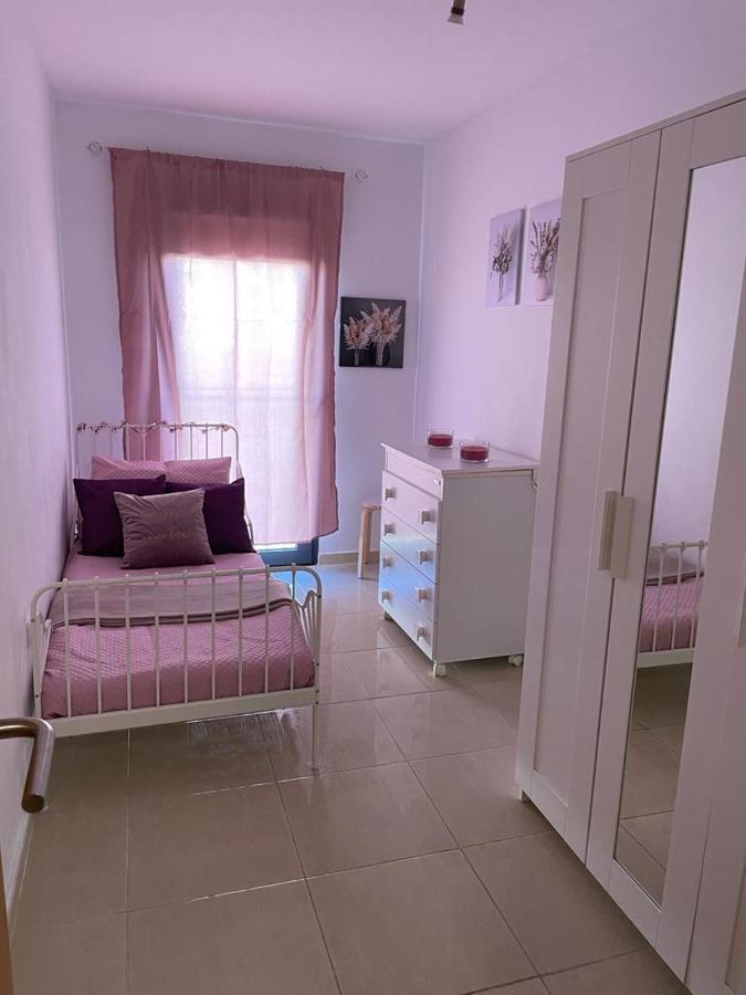 Vivienda Ubuntu Apartment Los Llanos De Aridane Bagian luar foto