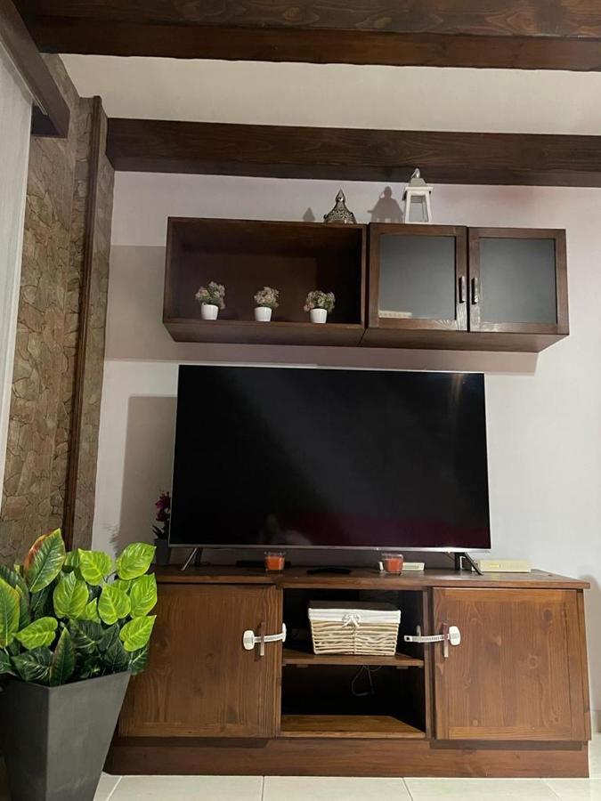 Vivienda Ubuntu Apartment Los Llanos De Aridane Bagian luar foto